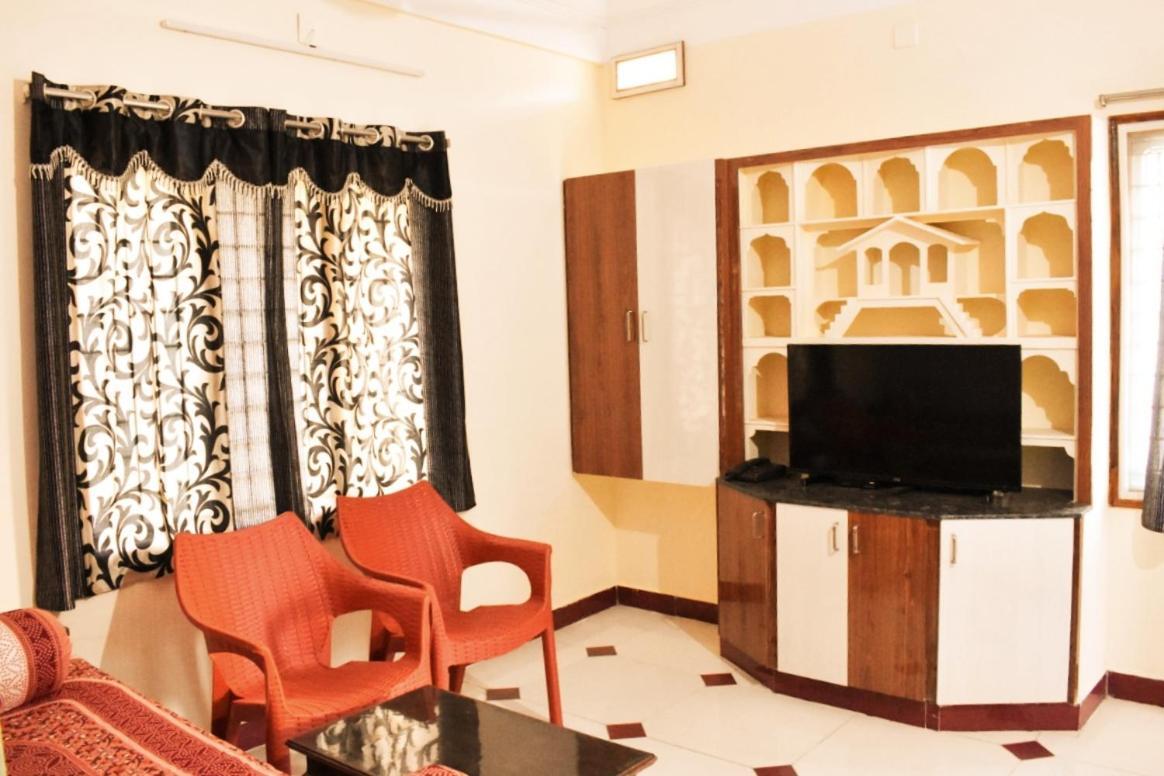 Sannidhi Service Apartments 티루파티 외부 사진