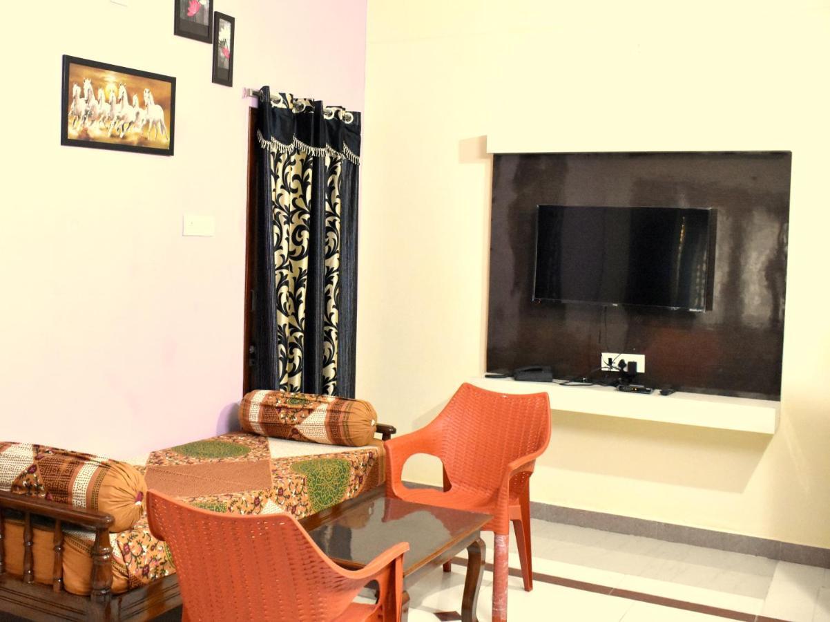 Sannidhi Service Apartments 티루파티 외부 사진